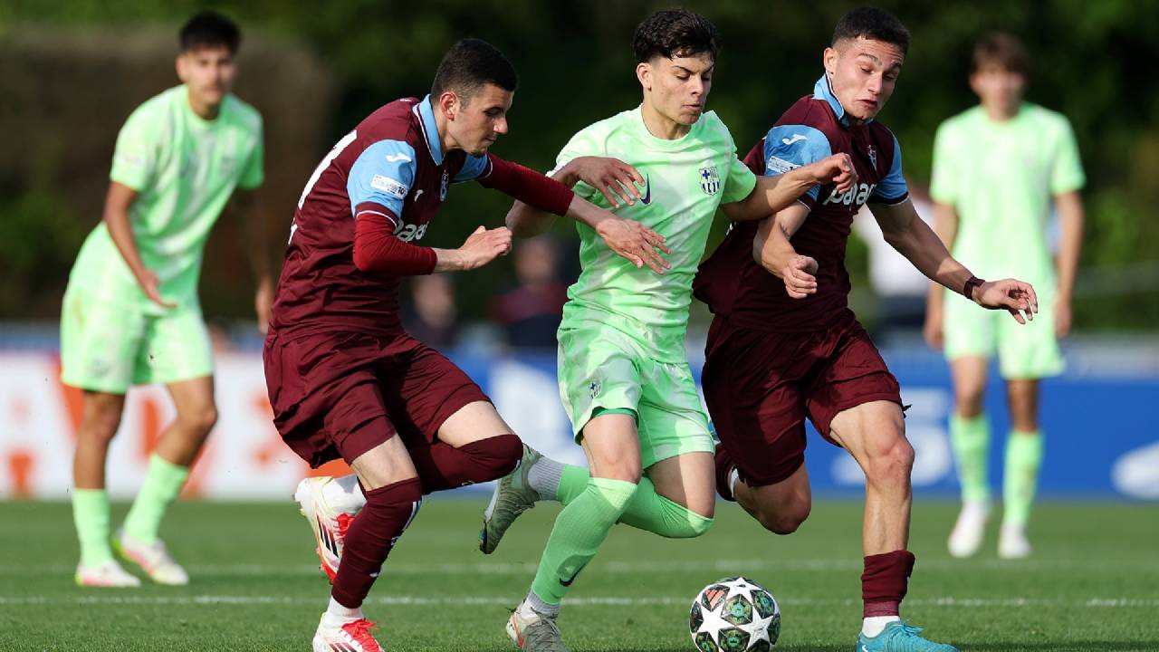 Trabzonspor, UEFA Gençlik Ligi`nde İkinci Oldu.